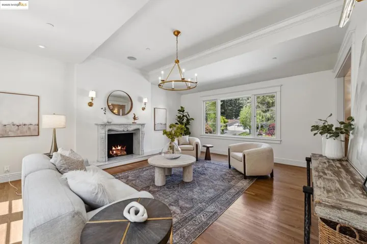 457 Dalewood Dr, Orinda, California 94563