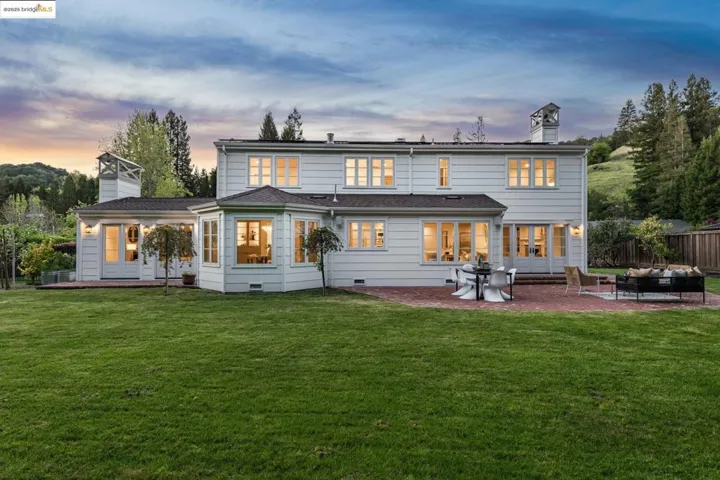 457 Dalewood Dr, Orinda, California 94563