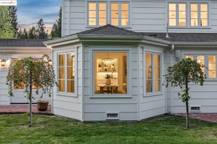 457 Dalewood Dr, Orinda, California 94563