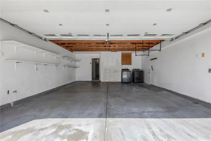 811 E Avenue J6, Lancaster, California 93535