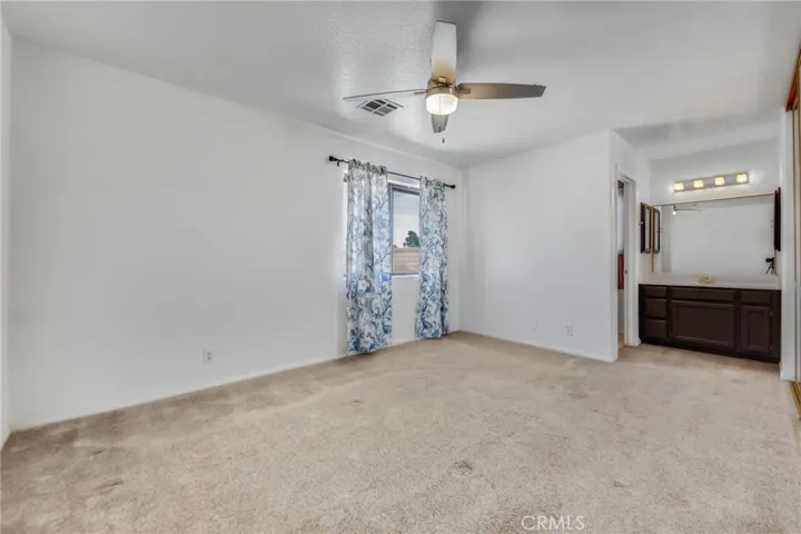 811 E Avenue J6, Lancaster, California 93535