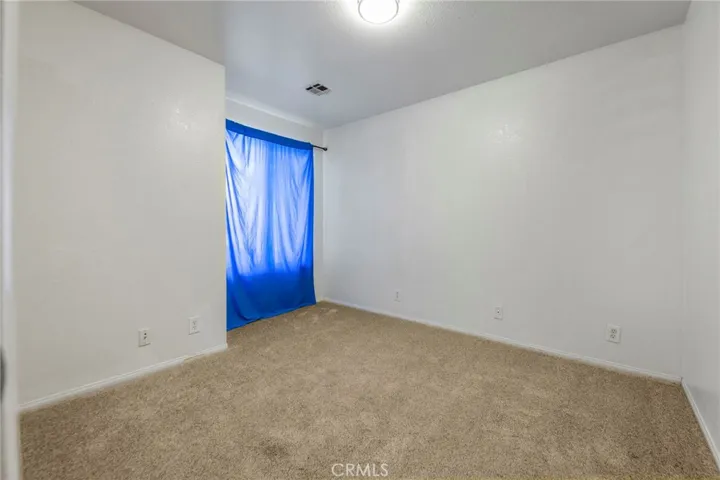 811 E Avenue J6, Lancaster, California 93535