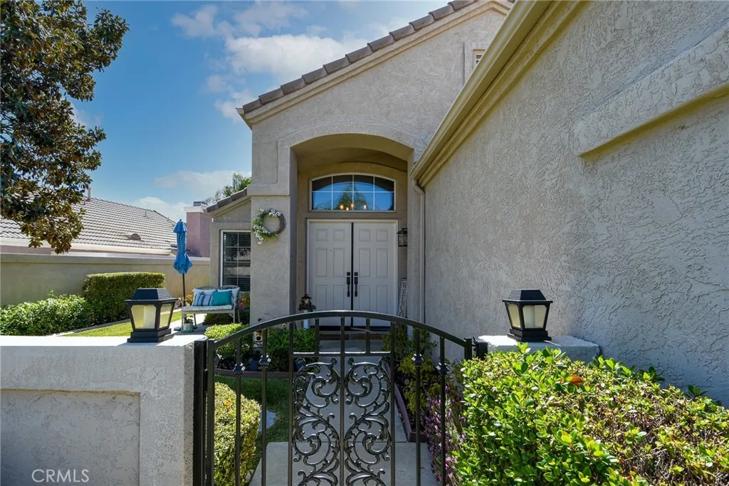 23898 Via Pamilla, Murrieta, California 92562 home-pic-2