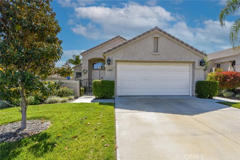 23898 Via Pamilla, Murrieta, California 92562 home-pic-1