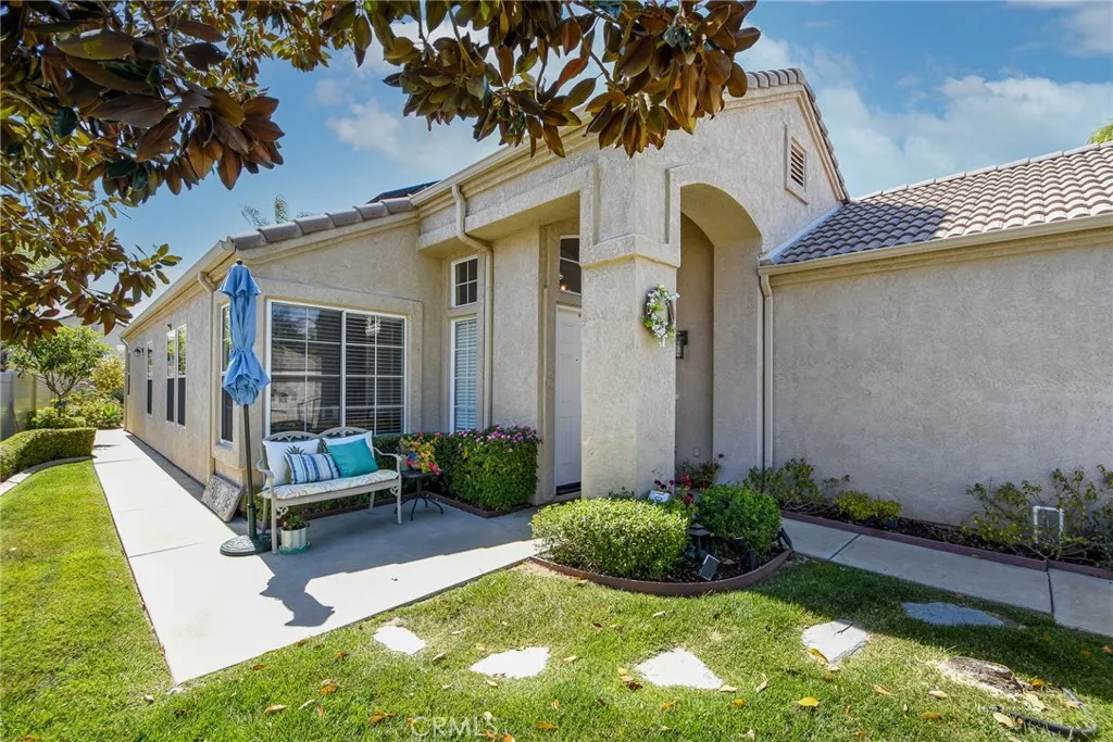 23898 Via Pamilla, Murrieta, California 92562 home-pic-3