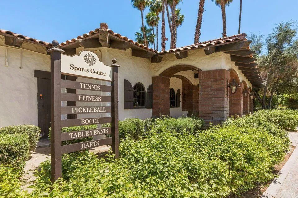 265 Calle Del Verano, Palm Desert, California 92260 home-pic-31