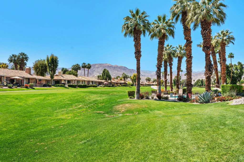 265 Calle Del Verano, Palm Desert, California 92260 home-pic-20