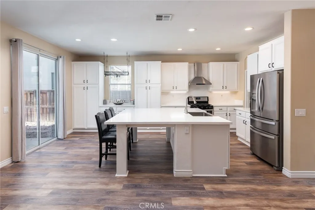 32460 Perigord Road, Winchester, California 92596 home-pic-10