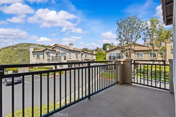 66 Vellisimo Drive, Aliso Viejo, California 92656
