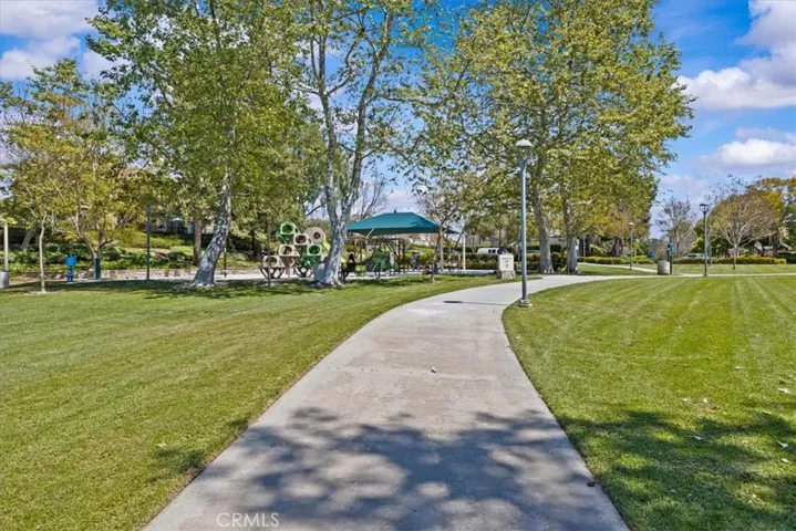 66 Vellisimo Drive, Aliso Viejo, California 92656