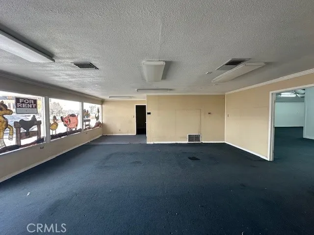 14268 Valley Center Drive A&b, Victorville, California 92395
