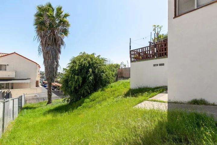 2130 34 E 5th, National City, California 91950