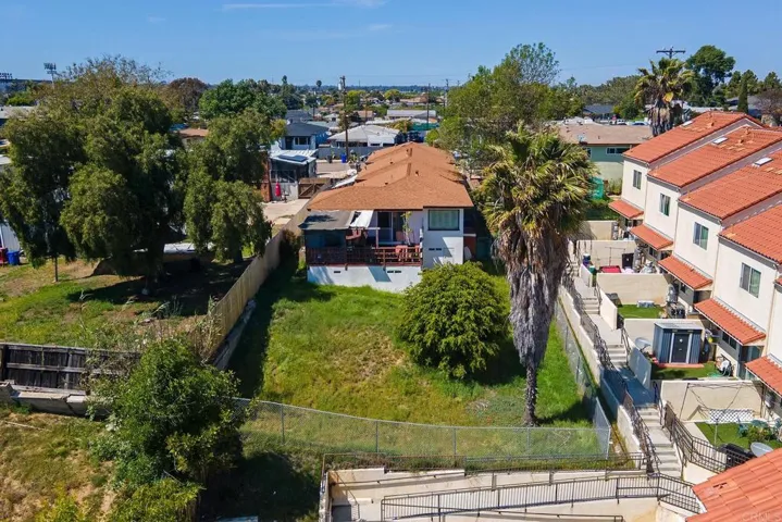 2130 34 E 5th, National City, California 91950