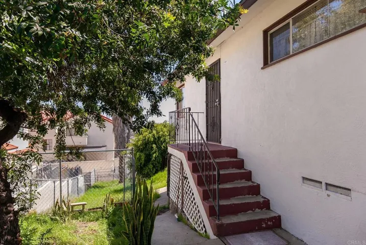 2130 34 E 5th, National City, California 91950