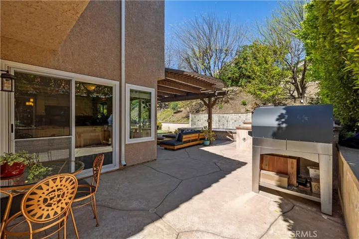 22004 Pamplico Drive, Saugus, California 91350