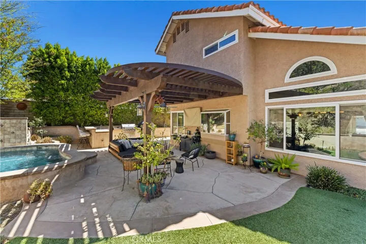 22004 Pamplico Drive, Saugus, California 91350