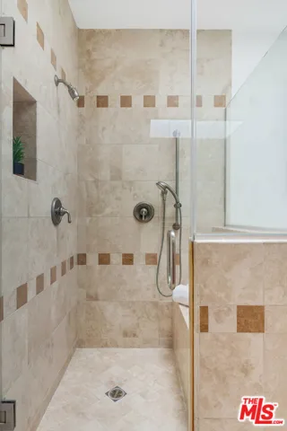 2005 Carnegie Lane A, Redondo Beach, California 90278