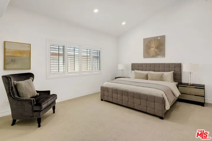 2005 Carnegie Lane A, Redondo Beach, California 90278