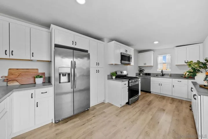 744 Oneonta Avenue, Imperial Beach, California 91932