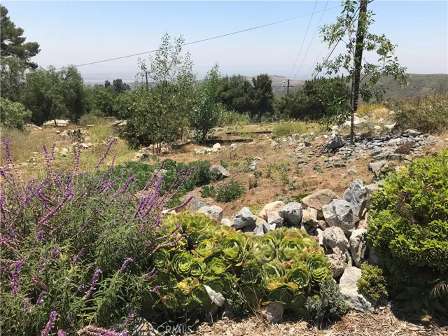 0 Oak Flat, Sylmar, California 91342