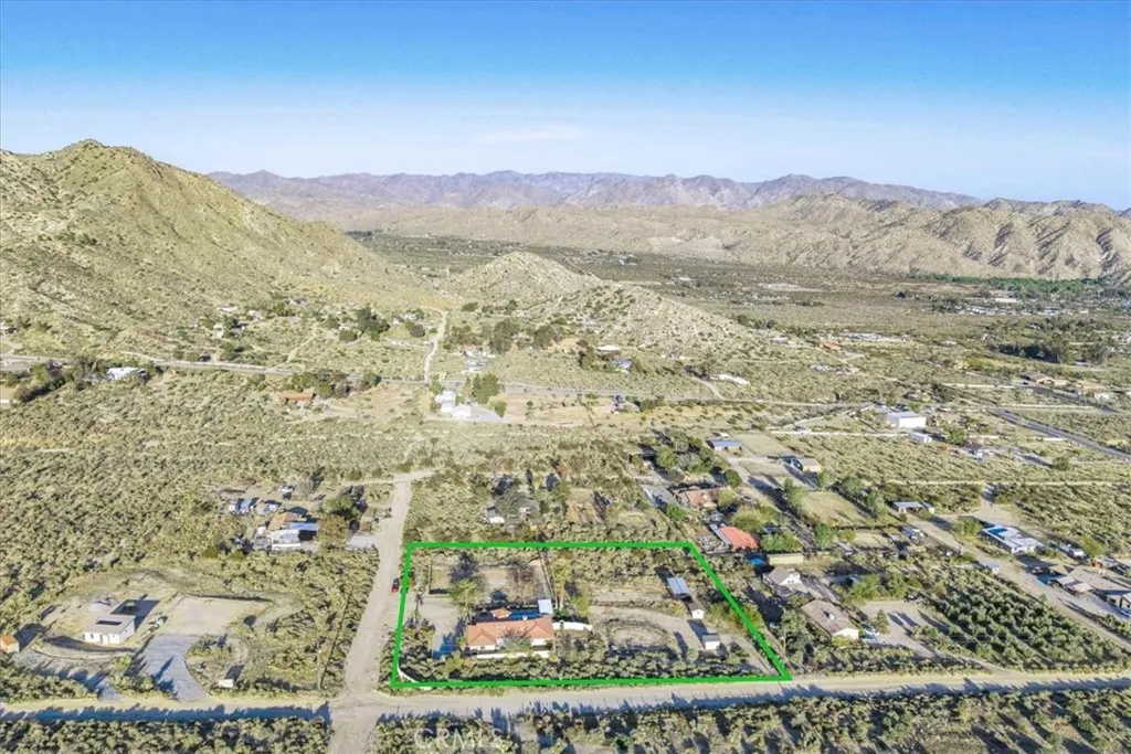 10341 Pinon Avenue, Morongo Valley, California 92256 home-pic-52