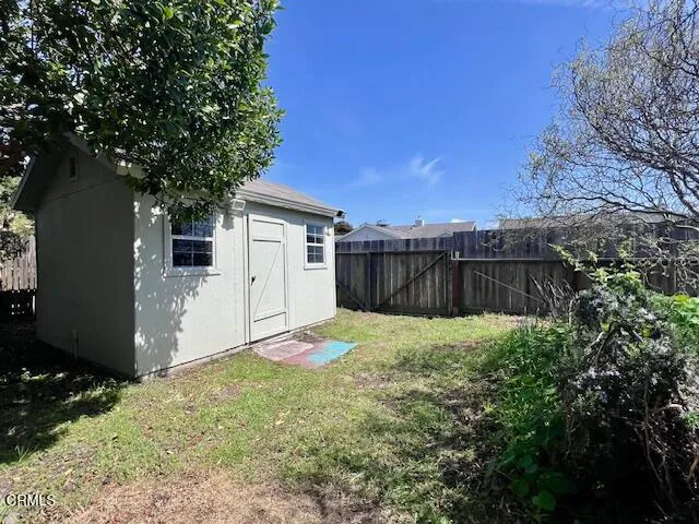 Workshop by Gate to Susie Court