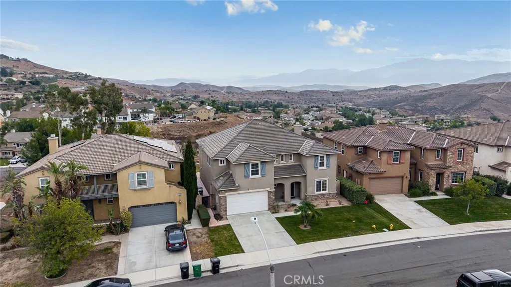 16219 Skyridge Drive, Riverside, California 92503 home-pic-37