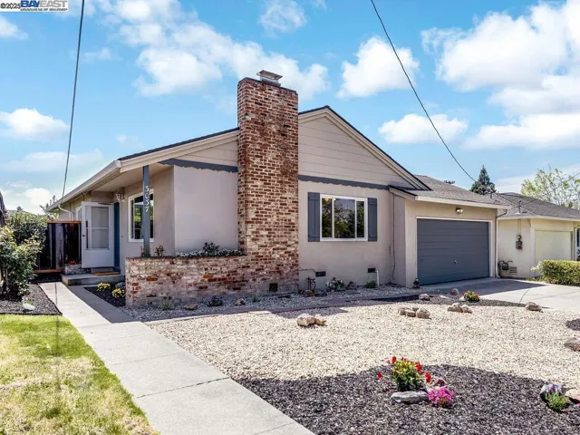 3037 Greenview Dr, Castro Valley, California 94546