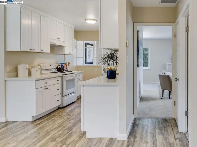 3037 Greenview Dr, Castro Valley, California 94546