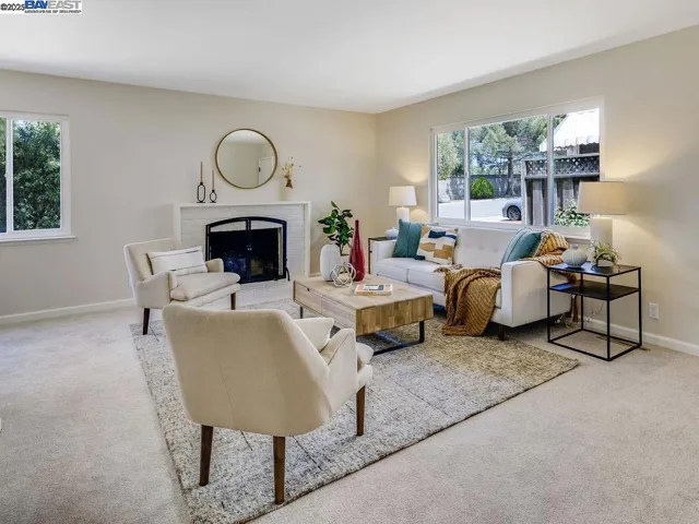 3037 Greenview Dr, Castro Valley, California 94546