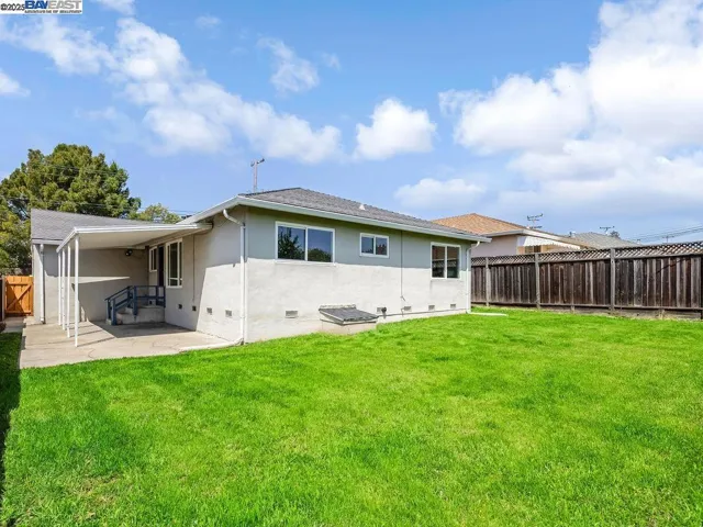 3037 Greenview Dr, Castro Valley, California 94546