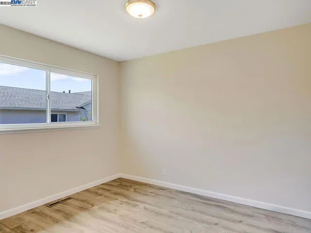 3037 Greenview Dr, Castro Valley, California 94546