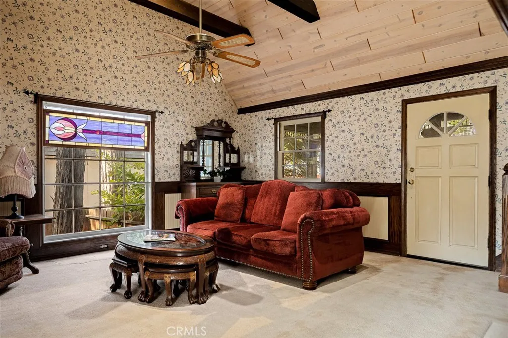 229 Maple Drive, Lake Arrowhead, California 92352 home-pic-6