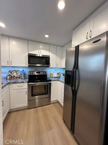 Stainless appliances
