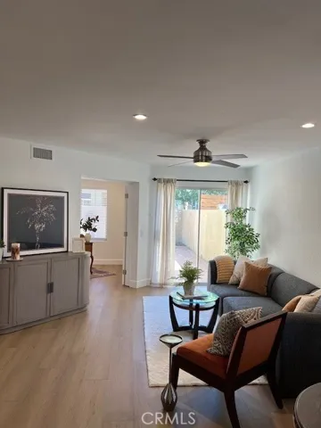 21114 #82 Rose 82, Mission Viejo, California 92691