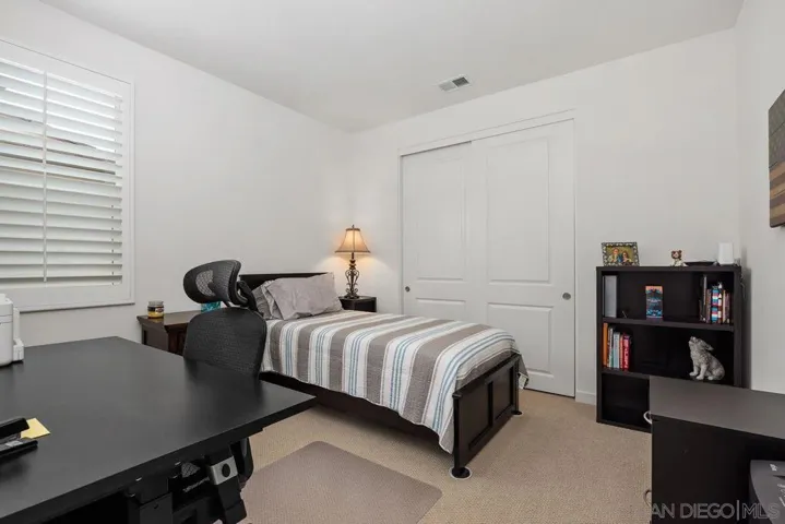 565 Townsend Way, San Marcos, California 92078