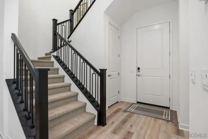 565 Townsend Way, San Marcos, California 92078