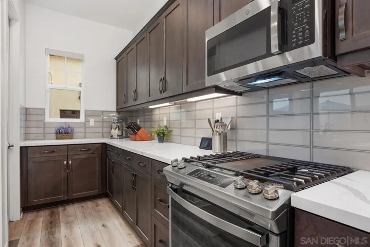 565 Townsend Way, San Marcos, California 92078