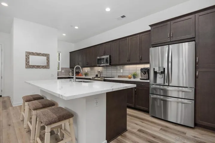 565 Townsend Way, San Marcos, California 92078