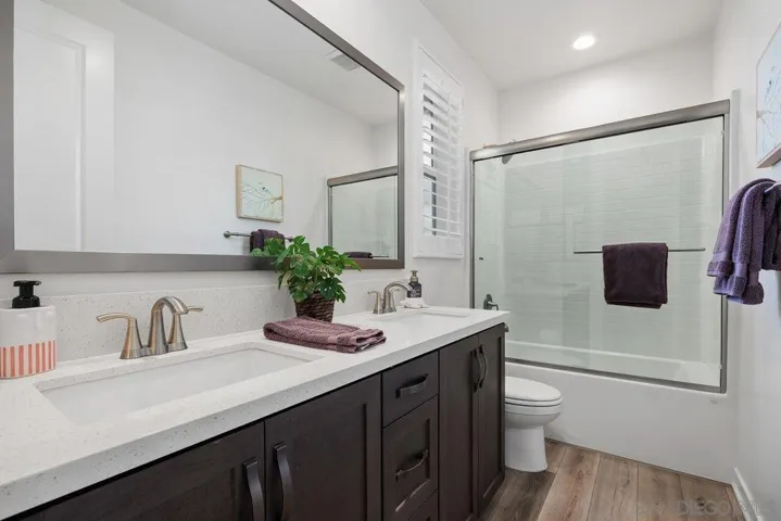 565 Townsend Way, San Marcos, California 92078