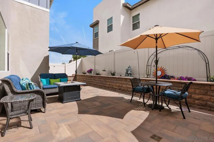 565 Townsend Way, San Marcos, California 92078