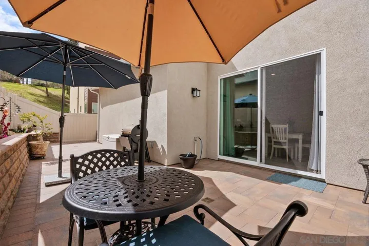 565 Townsend Way, San Marcos, California 92078