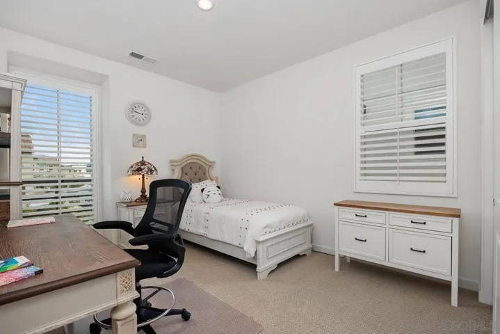 565 Townsend Way, San Marcos, California 92078