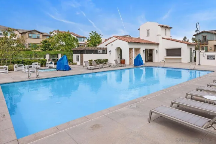 565 Townsend Way, San Marcos, California 92078