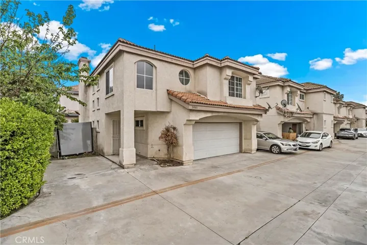 3861 Durfee Avenue, El Monte, California 91732