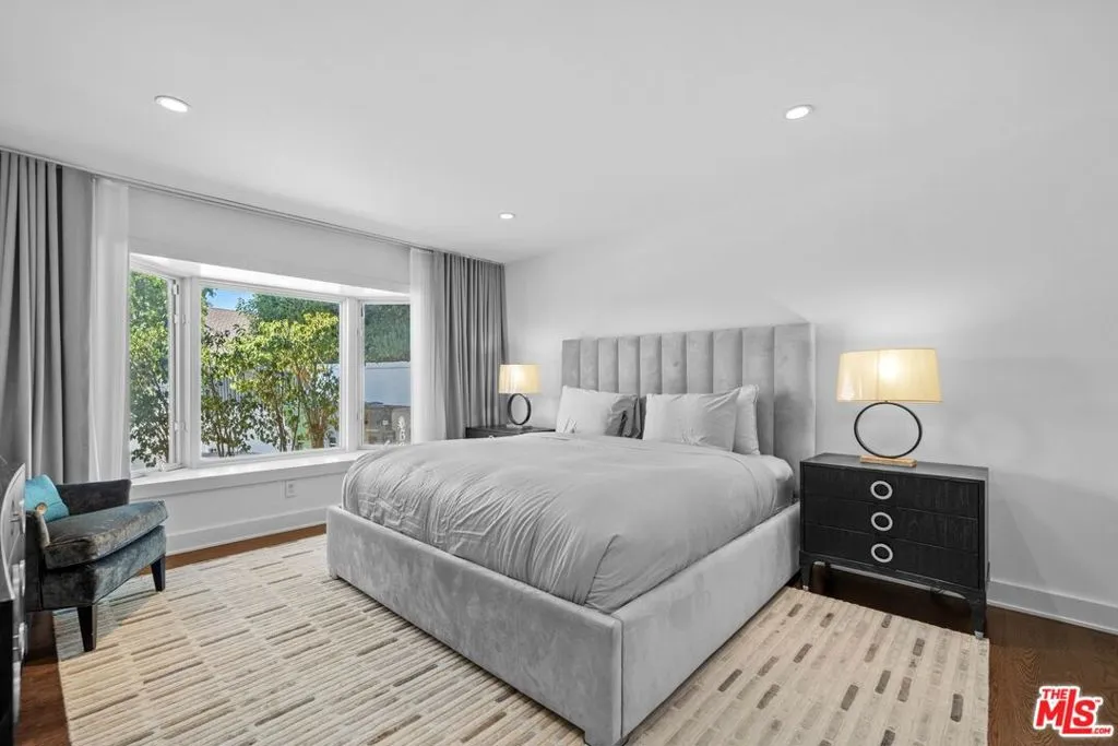 9626 Highridge Drive, Beverly Hills, California 90210 home-pic-22