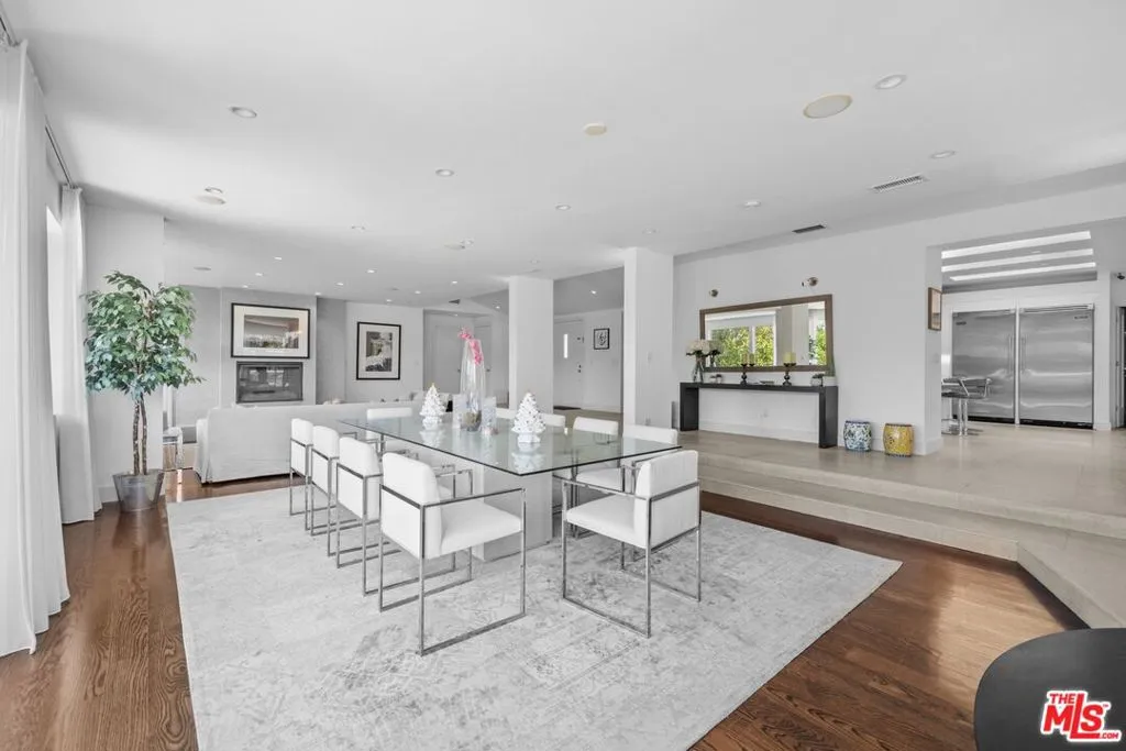 9626 Highridge Drive, Beverly Hills, California 90210 home-pic-5