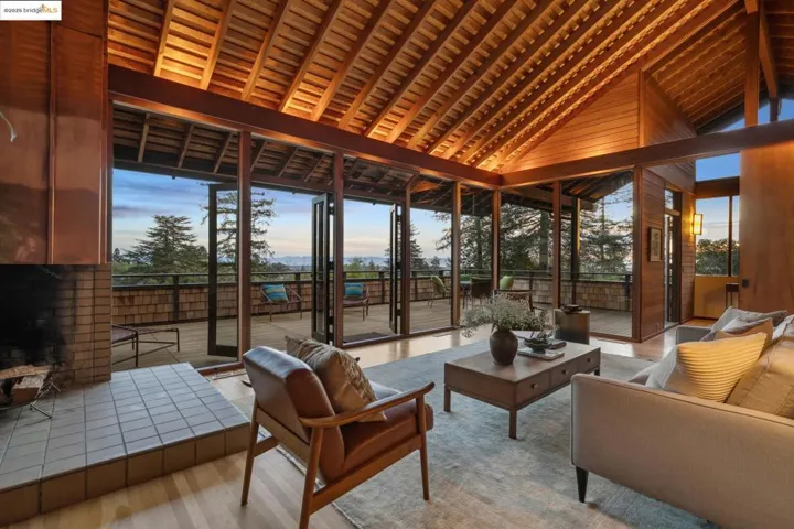 336 Mountain Avenue, Piedmont, California 94611