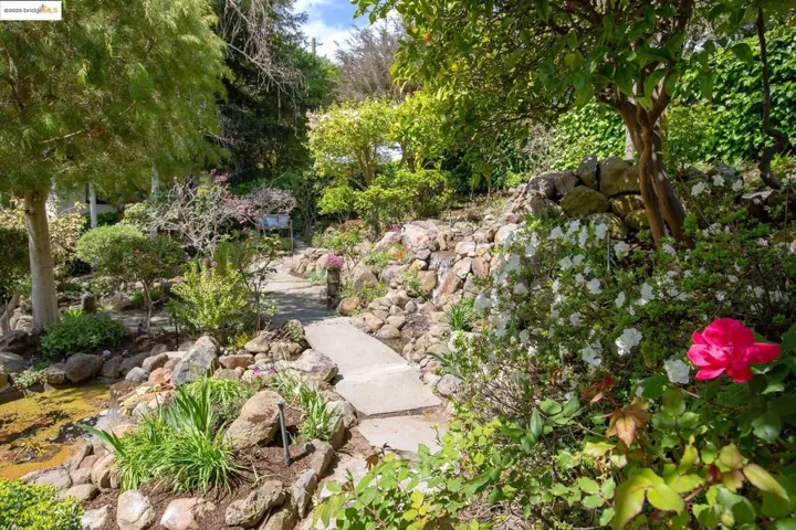 336 Mountain Avenue, Piedmont, California 94611