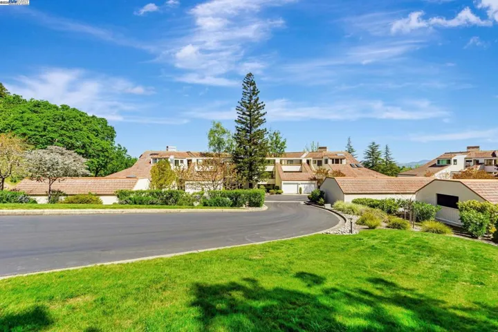 3324 Ptarmigan Dr 2a, Walnut Creek, California 94595
